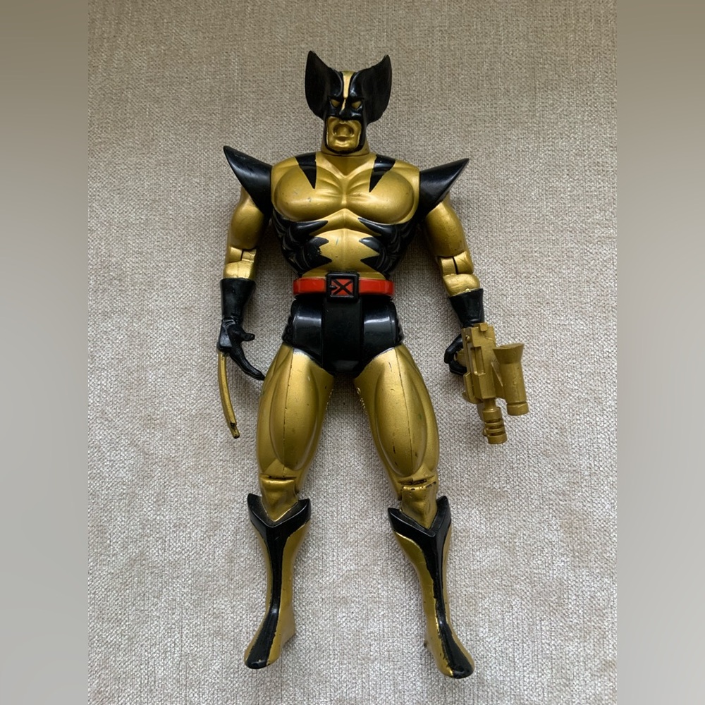 Action Figure Marvel X-Man Gold Wolverine  with Black and Gold Costume